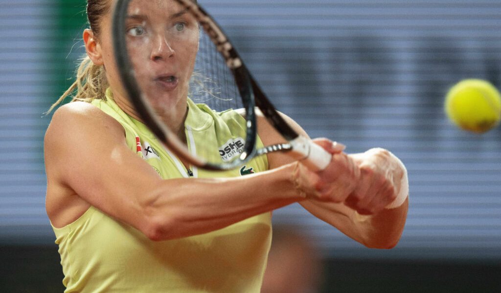 The Price of Poise: Chwalinska’s Parisian Gamble Rewrites Tennis Economics The Price of Poise: Chwalinska’s Parisian Gamble Rewrites Tennis Economics