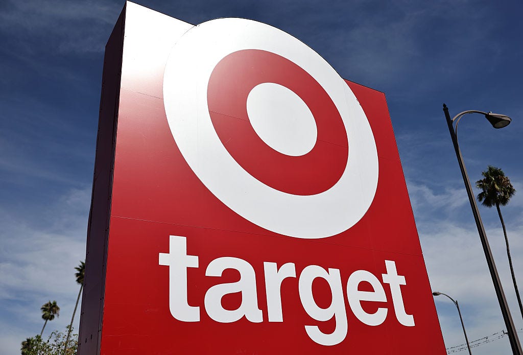 Retail Titan’s Summer Push: A Quirky Gauge of America’s Economic Jitters? Retail Titan’s Summer Push: A Quirky Gauge of America’s Economic Jitters?