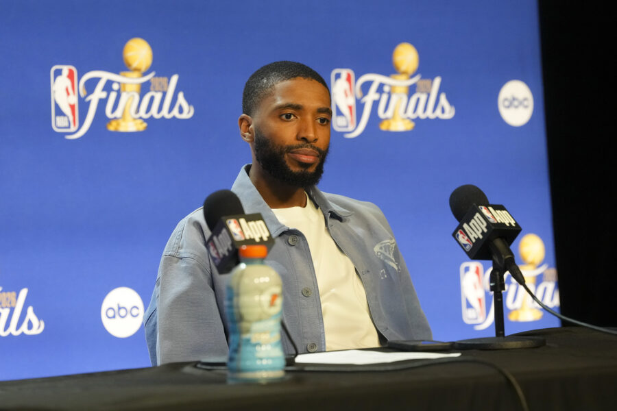 The Ghost of ’21 Haunts Knicks’ Charge, Echoing Political Peril on Court The Ghost of ’21 Haunts Knicks’ Charge, Echoing Political Peril on Court
