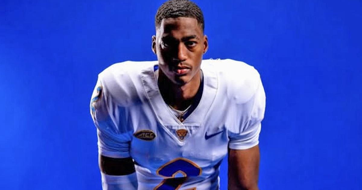 The Ghost of Glory: Family Echoes in College Football’s Transactional Age The Ghost of Glory: Family Echoes in College Football’s Transactional Age