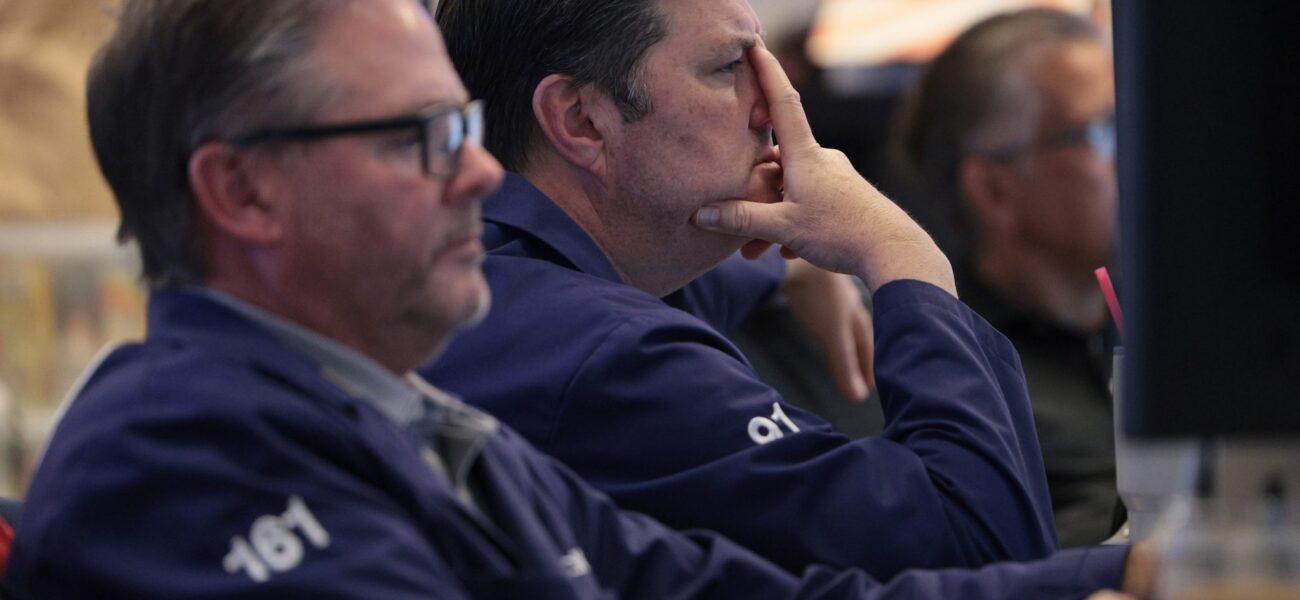 Market’s High-Wire Act: Bankers See Impending Fall from Speculative Heights Market’s High-Wire Act: Bankers See Impending Fall from Speculative Heights