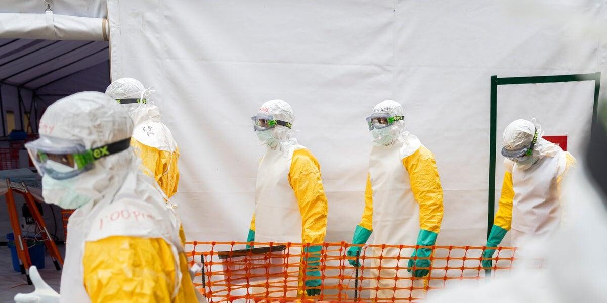 Ebola Toll Reaches 1,000 as Mistrust Deters Clinic Visits Ebola Toll Reaches 1,000 as Mistrust Deters Clinic Visits