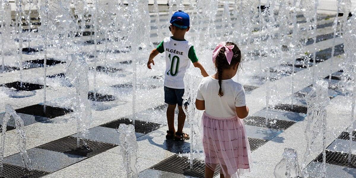 Pediatrician Offers Essential Safety Tips for Infants and Toddlers During Heat Waves Pediatrician Offers Essential Safety Tips for Infants and Toddlers During Heat Waves