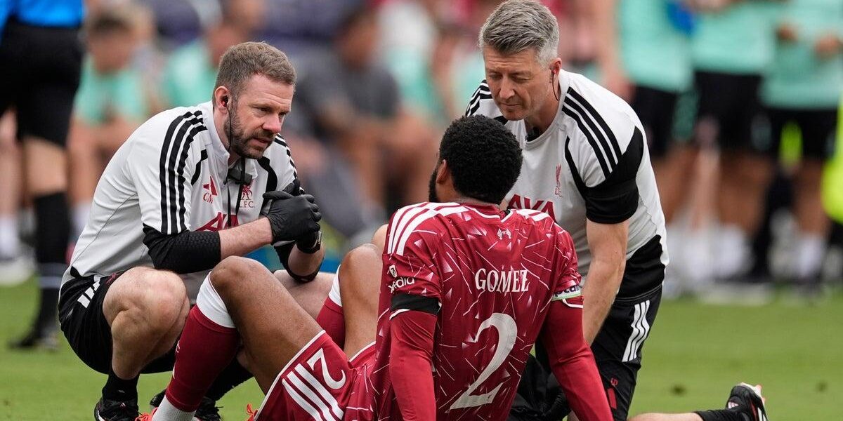 Liverpool’s First Win Under Iraola Overshadowed by Gomez Injury Liverpool’s First Win Under Iraola Overshadowed by Gomez Injury