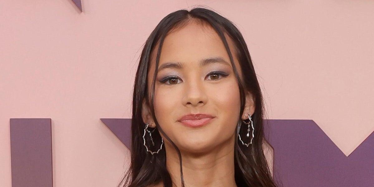 Tragic Loss: Kaylee Hottle, Deaf Actress from ‘Godzilla vs Kong,’ Dies at 18 in Car Accident Tragic Loss: Kaylee Hottle, Deaf Actress from ‘Godzilla vs Kong,’ Dies at 18 in Car Accident