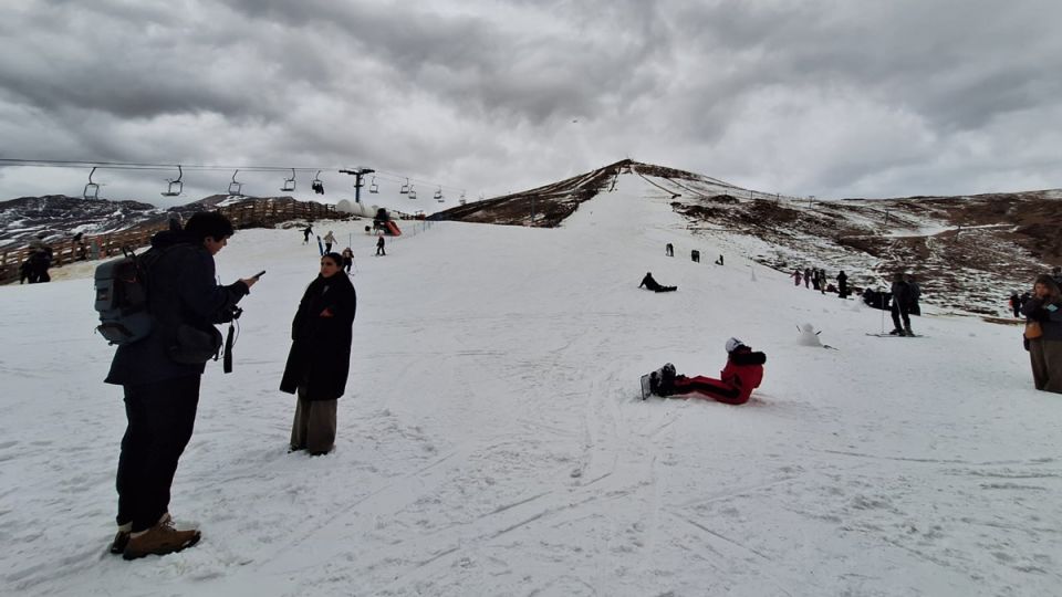 Andean Slopes Go Barren: A Winter Playground Confronts its Climatic Demise Andean Slopes Go Barren: A Winter Playground Confronts its Climatic Demise