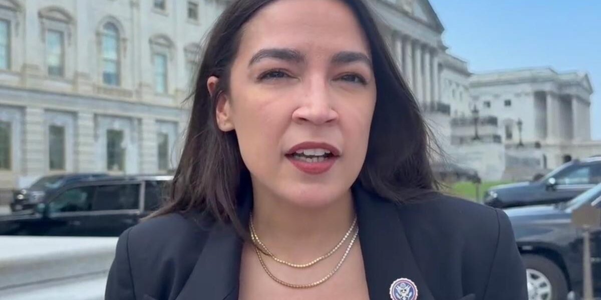 Alexandria Ocasio-Cortez Considers 2028 Presidential Run; Leads NH Primary Poll