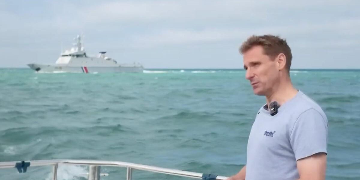 French Warship Accused of Firing Shots Near UK Waters: Shadow Home Secretary Alleges Intimidation