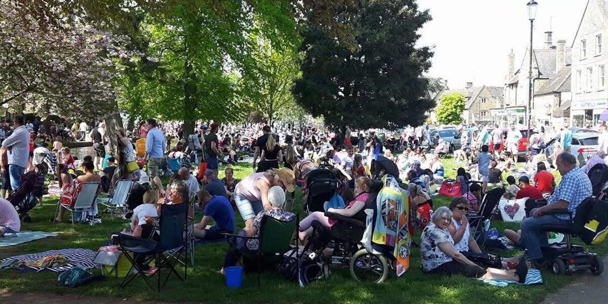 Cotswold Village Overwhelmed by Tourist Influx, Residents Claim
