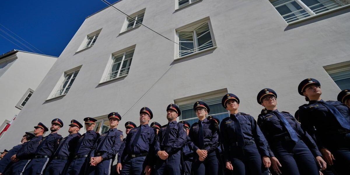 Braunau House, Hitler’s Birthplace, Transformed into Police Station Braunau House, Hitler’s Birthplace, Transformed into Police Station