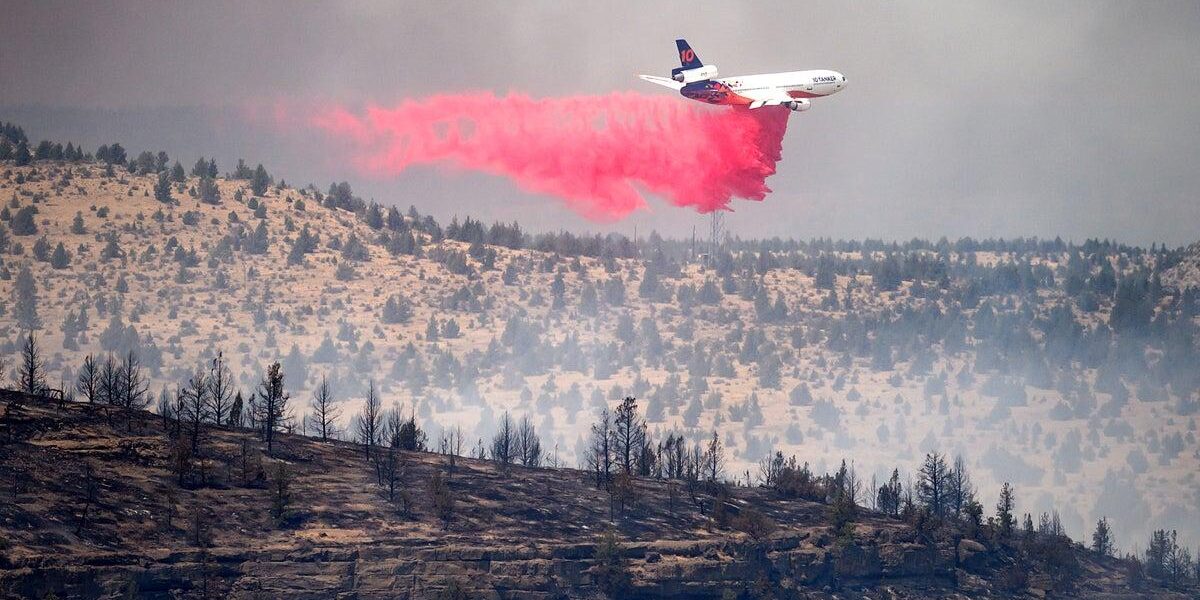 Wildfires Ravage Central Oregon: Firefighters Battle Fast-Moving Flames Wildfires Ravage Central Oregon: Firefighters Battle Fast-Moving Flames