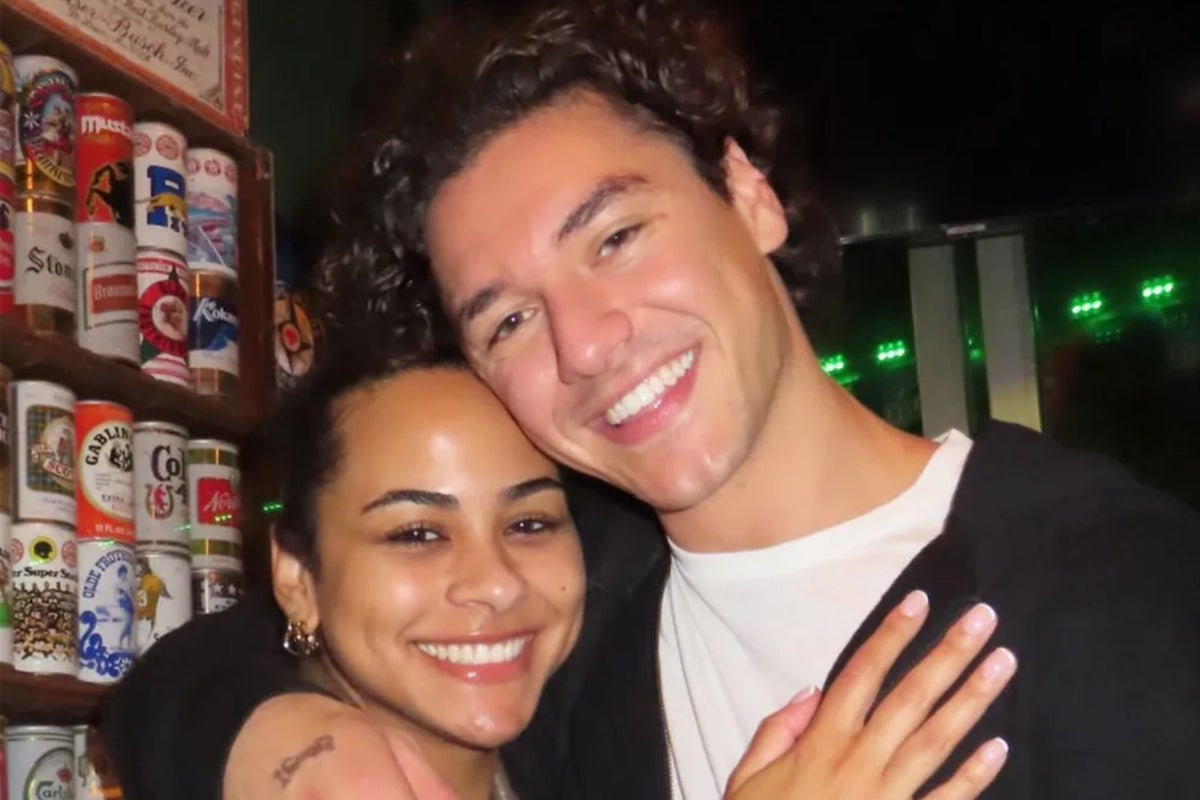 Influencer’s Partner Appeals to Fans to Respect Privacy Influencer’s Partner Appeals to Fans to Respect Privacy