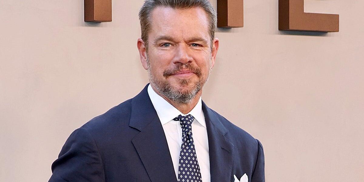 Matt Damon Applauds Scottish Fans’ Boston Football Event Matt Damon Applauds Scottish Fans’ Boston Football Event