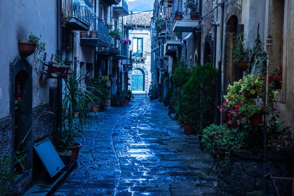 Europe’s Grand Illusion: When the Italian Dream Sours, Who Pays the Tab? Europe’s Grand Illusion: When the Italian Dream Sours, Who Pays the Tab?
