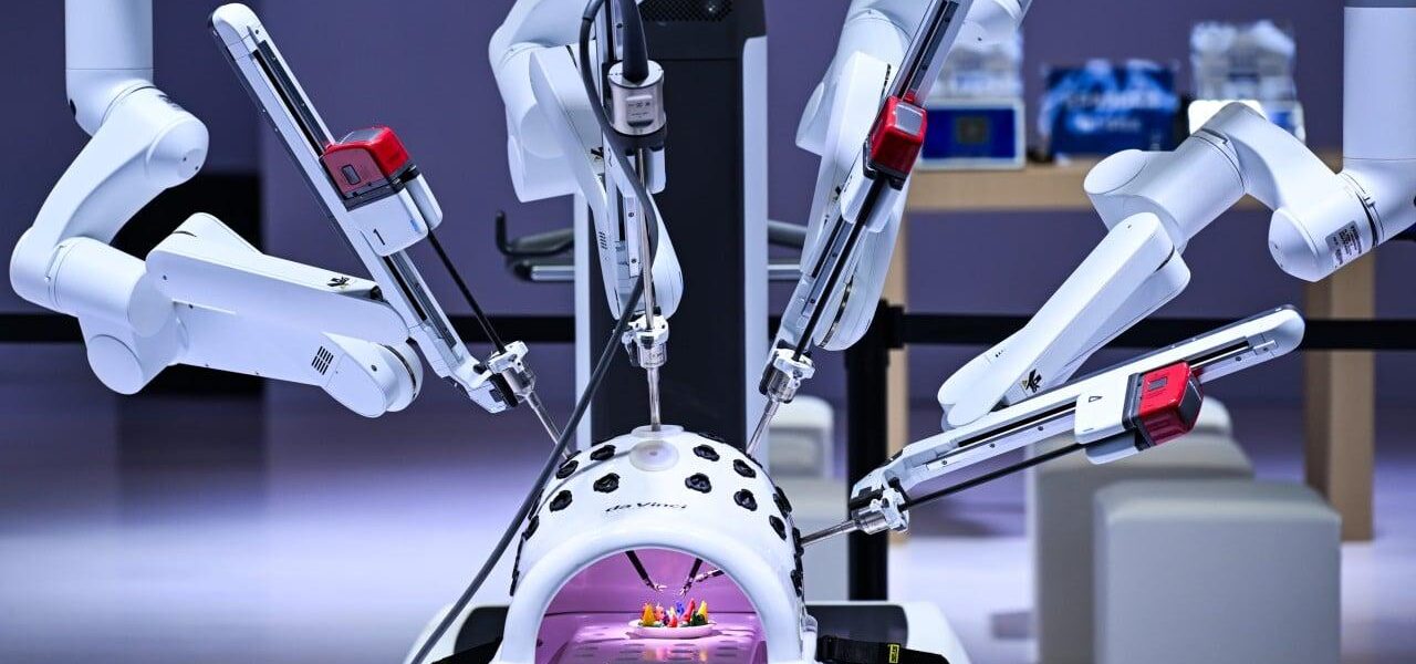 China’s Surgical Robots Enter Vietnam Market, Challenging Western Dominance China’s Surgical Robots Enter Vietnam Market, Challenging Western Dominance