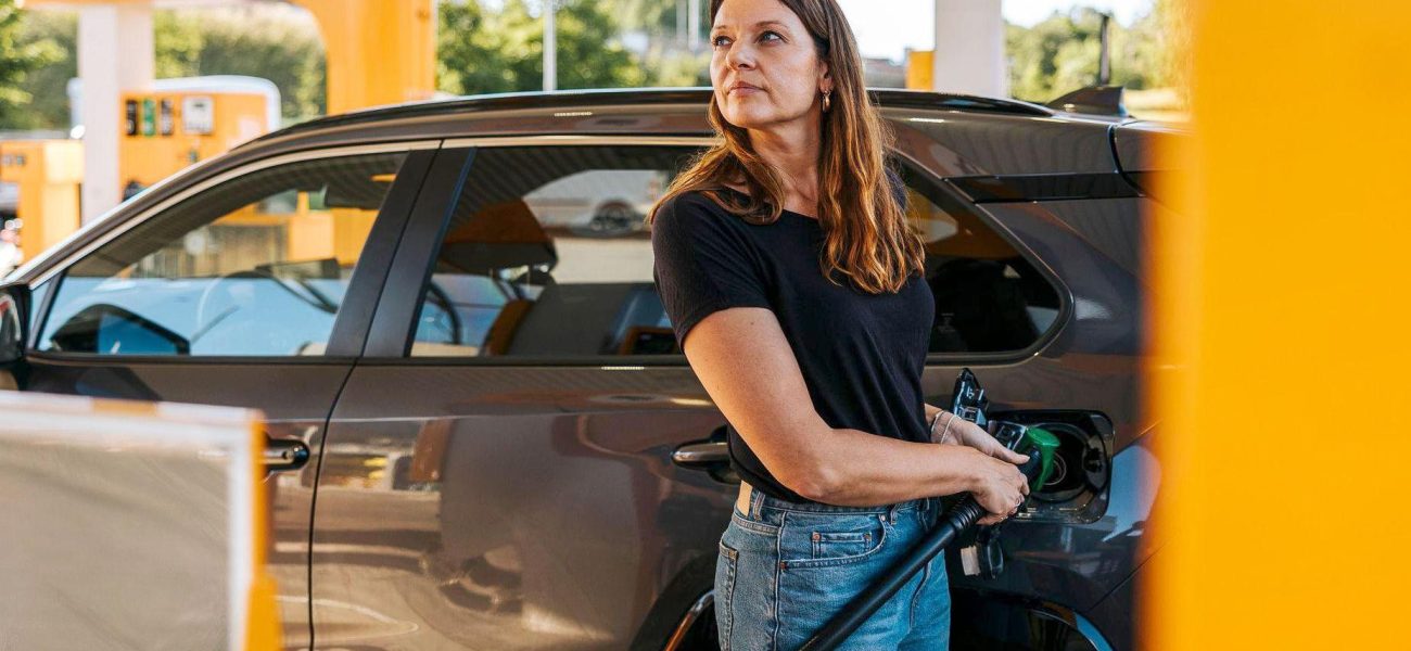 Diesel Prices Crash: Relief or Warning for Global Economy? Diesel Prices Crash: Relief or Warning for Global Economy?