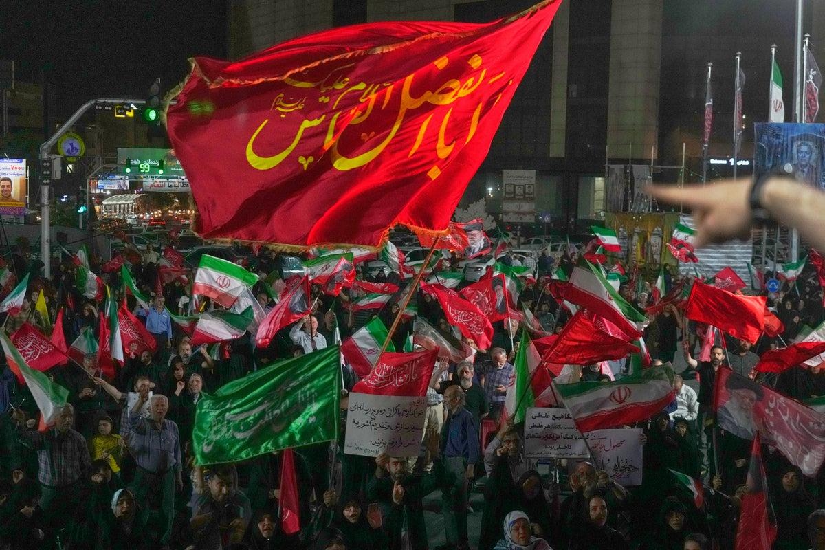 US-Iran Tensions Escalate: Strikes Exchanged Over Strait of Hormuz US-Iran Tensions Escalate: Strikes Exchanged Over Strait of Hormuz