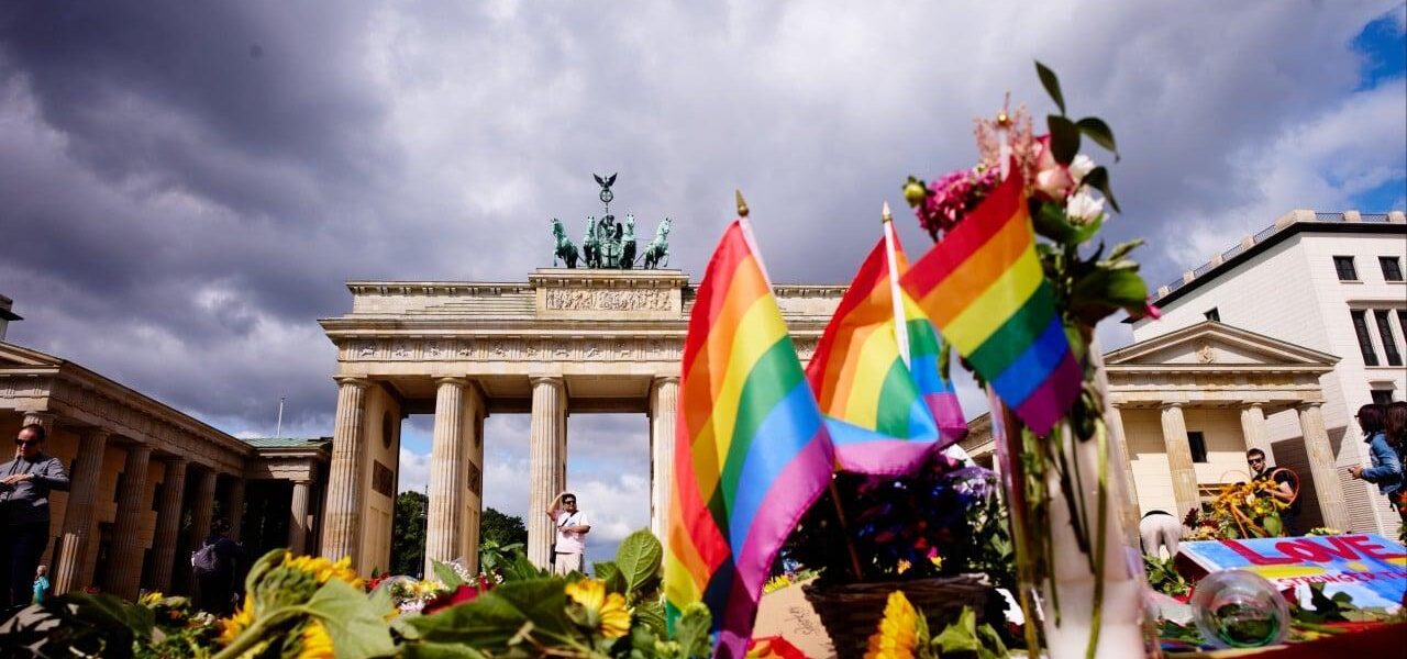 Armed Police to Safeguard UK’s Largest Pride Festival Amid Security Threats Armed Police to Safeguard UK’s Largest Pride Festival Amid Security Threats