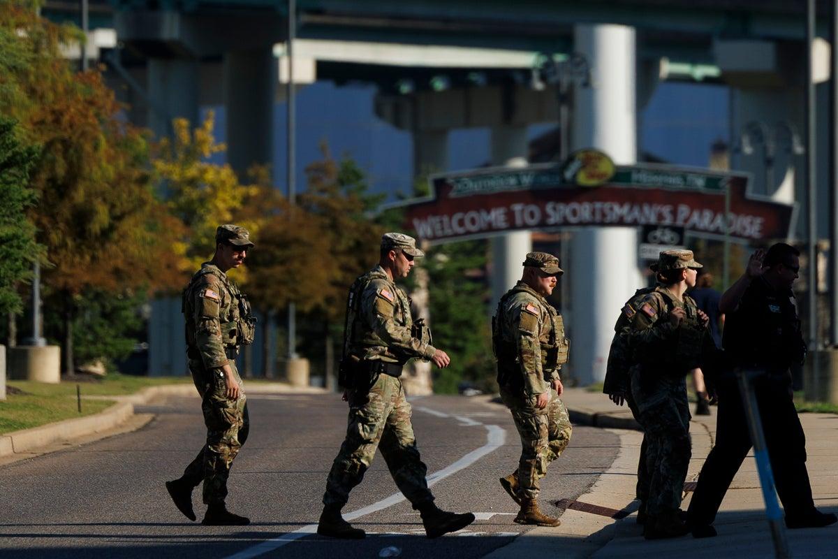 Memphis Restaurant Owner Sparks Controversy by Refusing Service to National Guard Memphis Restaurant Owner Sparks Controversy by Refusing Service to National Guard