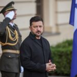 Zelenskiy’s Trump Move: Securing Ukraine’s US Aid Zelenskiy’s Trump Move: Securing Ukraine’s US Aid