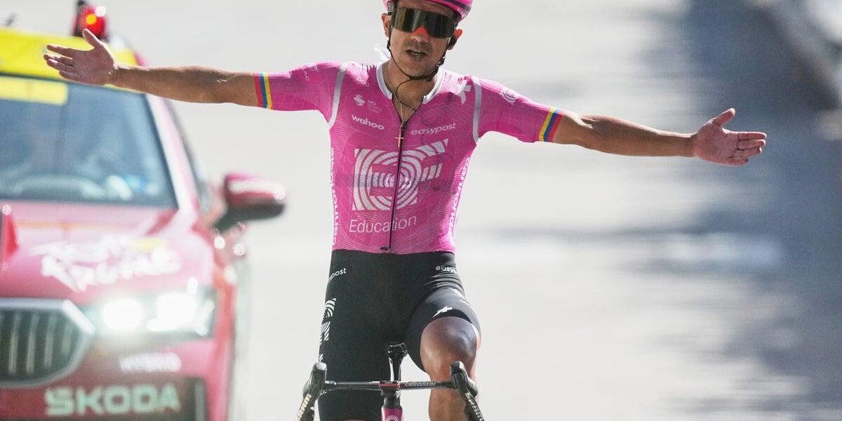 Richard Carapaz Wins Emotional Stage 18 at Tour de France Richard Carapaz Wins Emotional Stage 18 at Tour de France
