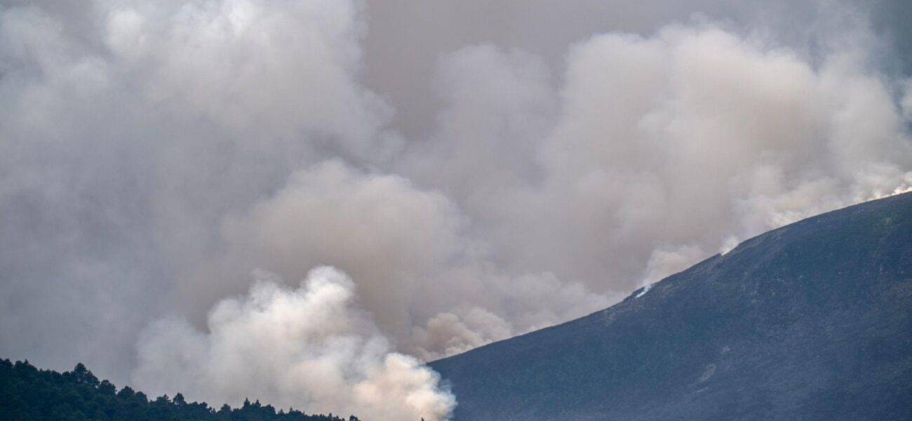 Cairngorms Wildfire: Major Incident Declared, Hundreds Evacuated Cairngorms Wildfire: Major Incident Declared, Hundreds Evacuated
