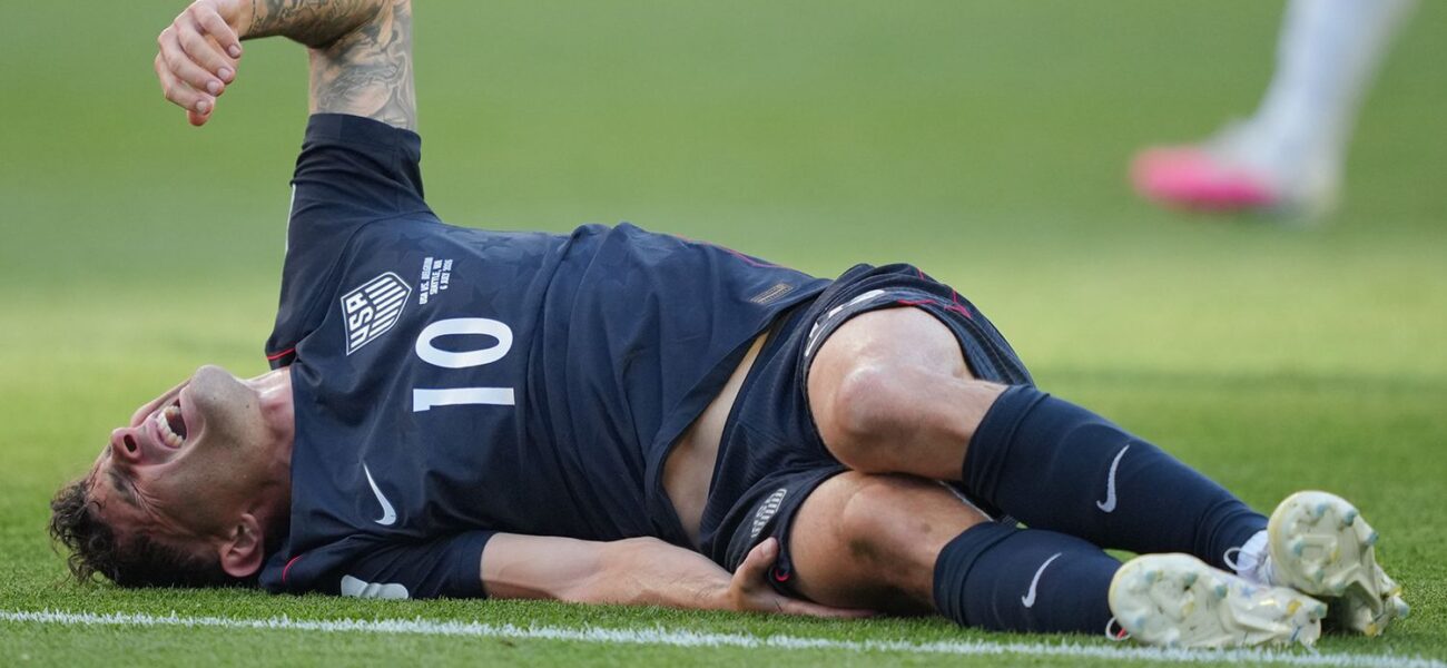 Faltered Dreams: Pulisic’s Fracture Shatters US World Cup Hopes, Exposing Deeper American Soccer Fault Lines Faltered Dreams: Pulisic’s Fracture Shatters US World Cup Hopes, Exposing Deeper American Soccer Fault Lines