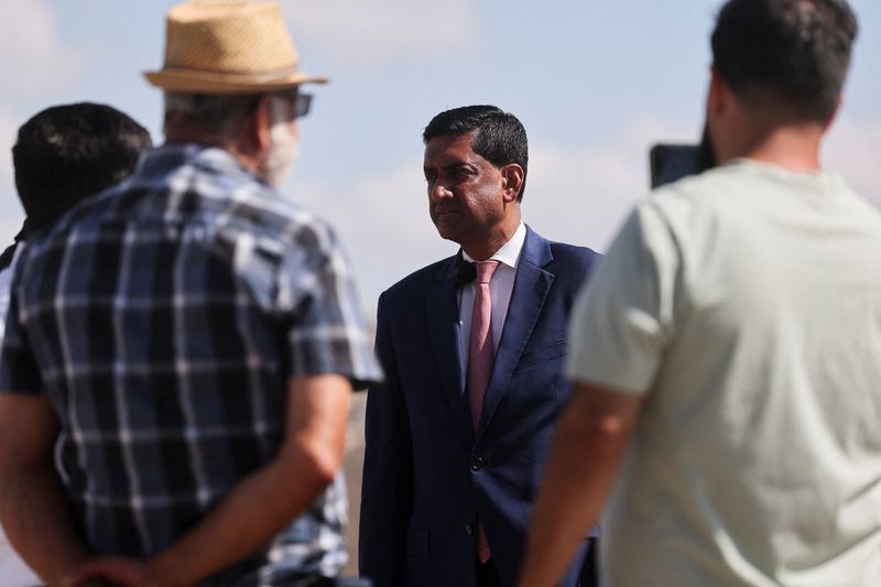 Democrat’s West Bank Brush-Up: A Diplomatic Headache for Washington Democrat’s West Bank Brush-Up: A Diplomatic Headache for Washington