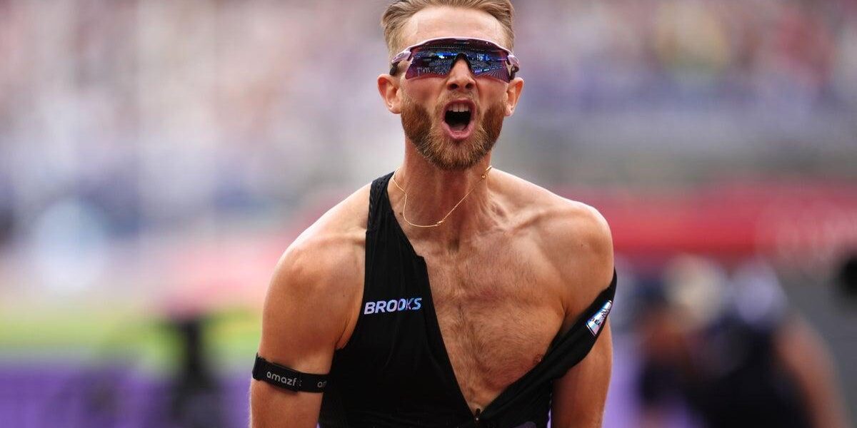 Josh Kerr Shatters 27-Year-Old Mile World Record in Historic Run Josh Kerr Shatters 27-Year-Old Mile World Record in Historic Run