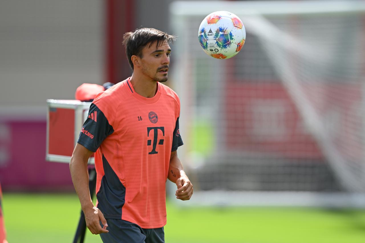 Europe’s Financial Football Pitch: Benfica’s Audacious Gambit for Palhinha Signals Market Stress Europe’s Financial Football Pitch: Benfica’s Audacious Gambit for Palhinha Signals Market Stress