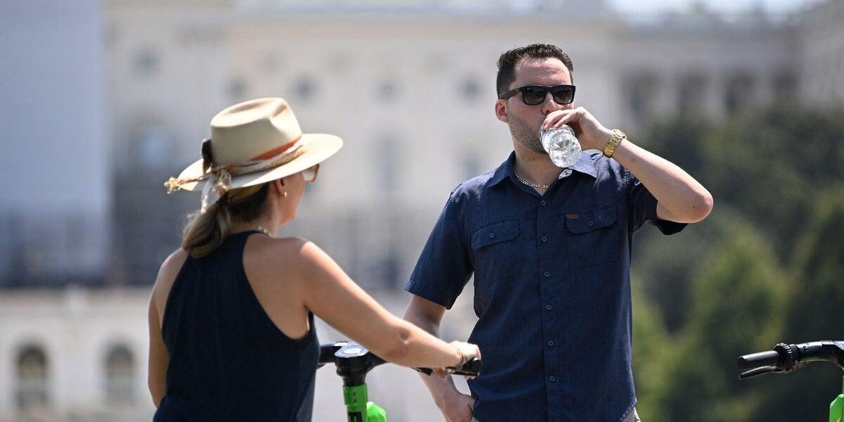 Hydration Alert: Three-Quarters of Americans Under-Drinking, Experts Warn Hydration Alert: Three-Quarters of Americans Under-Drinking, Experts Warn