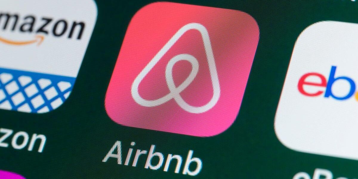 TikTok Criticizes Airbnb Hosts for ‘Obnoxious’ Inspection Videos TikTok Criticizes Airbnb Hosts for ‘Obnoxious’ Inspection Videos
