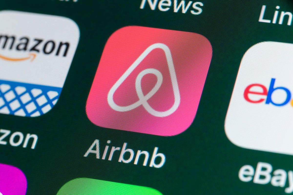 TikTok Criticizes Airbnb Hosts for ‘Obnoxious’ Inspection Videos TikTok Criticizes Airbnb Hosts for ‘Obnoxious’ Inspection Videos