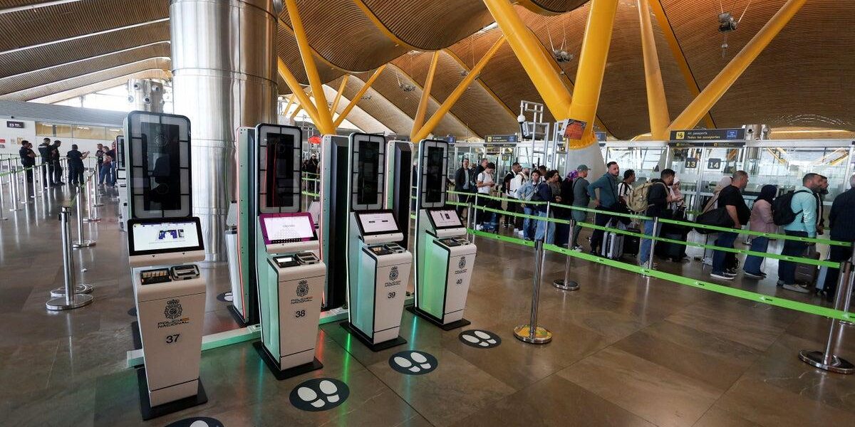 EU Border System Causes Significant Delays for UK Travelers EU Border System Causes Significant Delays for UK Travelers
