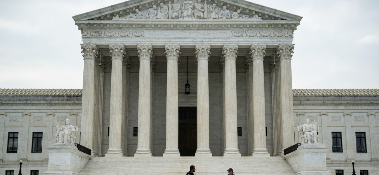 Dollar Deluge: High Court Unleashes Unlimited Cash into Political Arenas Dollar Deluge: High Court Unleashes Unlimited Cash into Political Arenas
