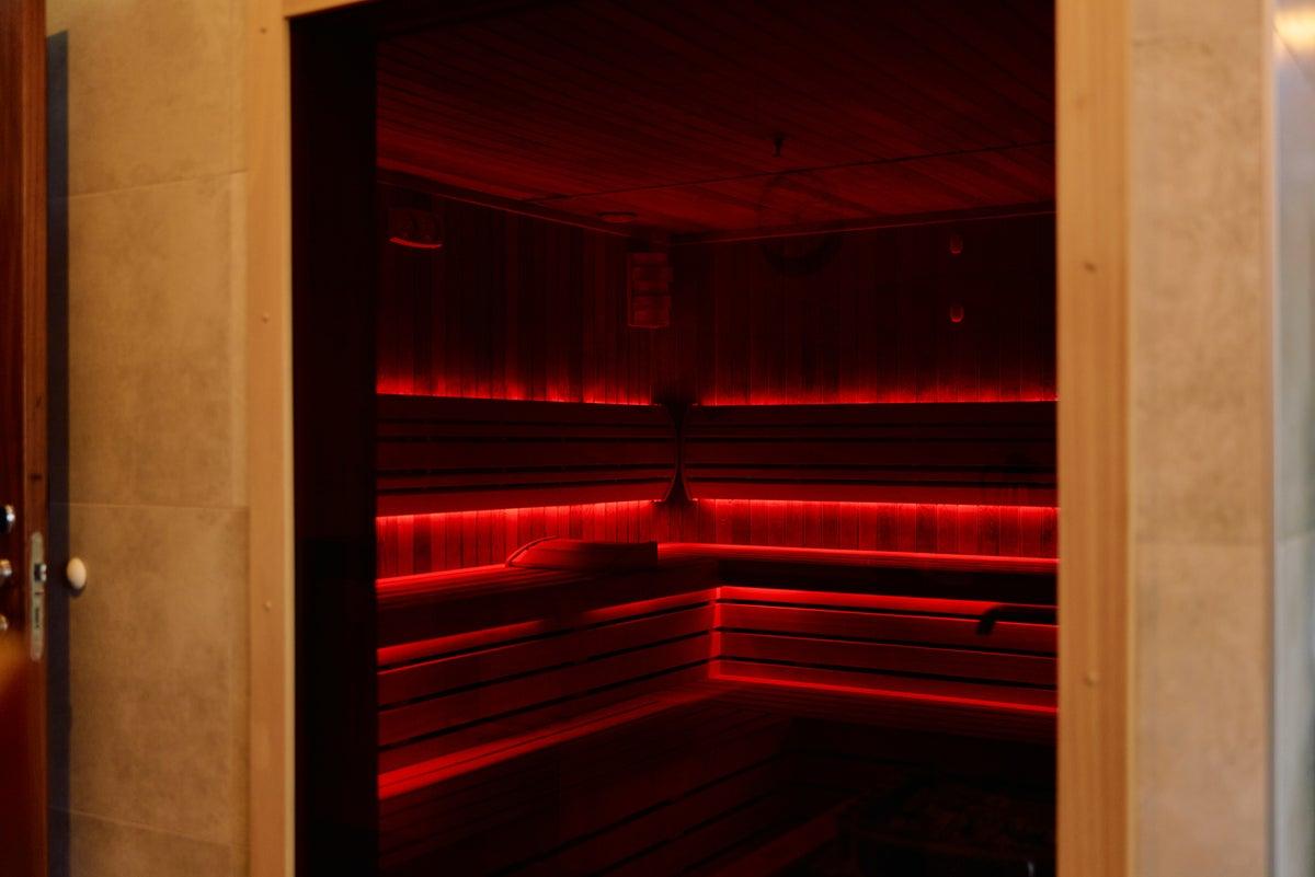Fitness Trend: Infrared Workouts Gain Popularity in UK Gyms