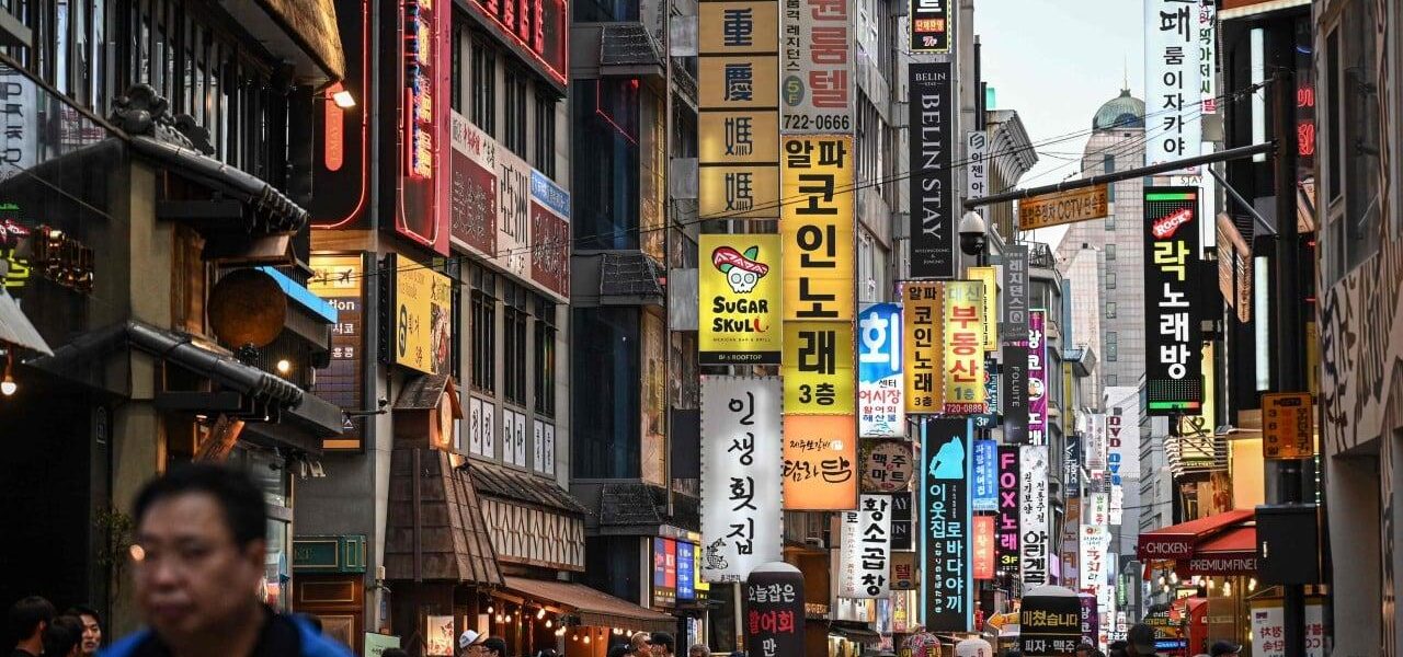 South Korean Youth Embrace Extreme Budgeting in Viral Trend South Korean Youth Embrace Extreme Budgeting in Viral Trend
