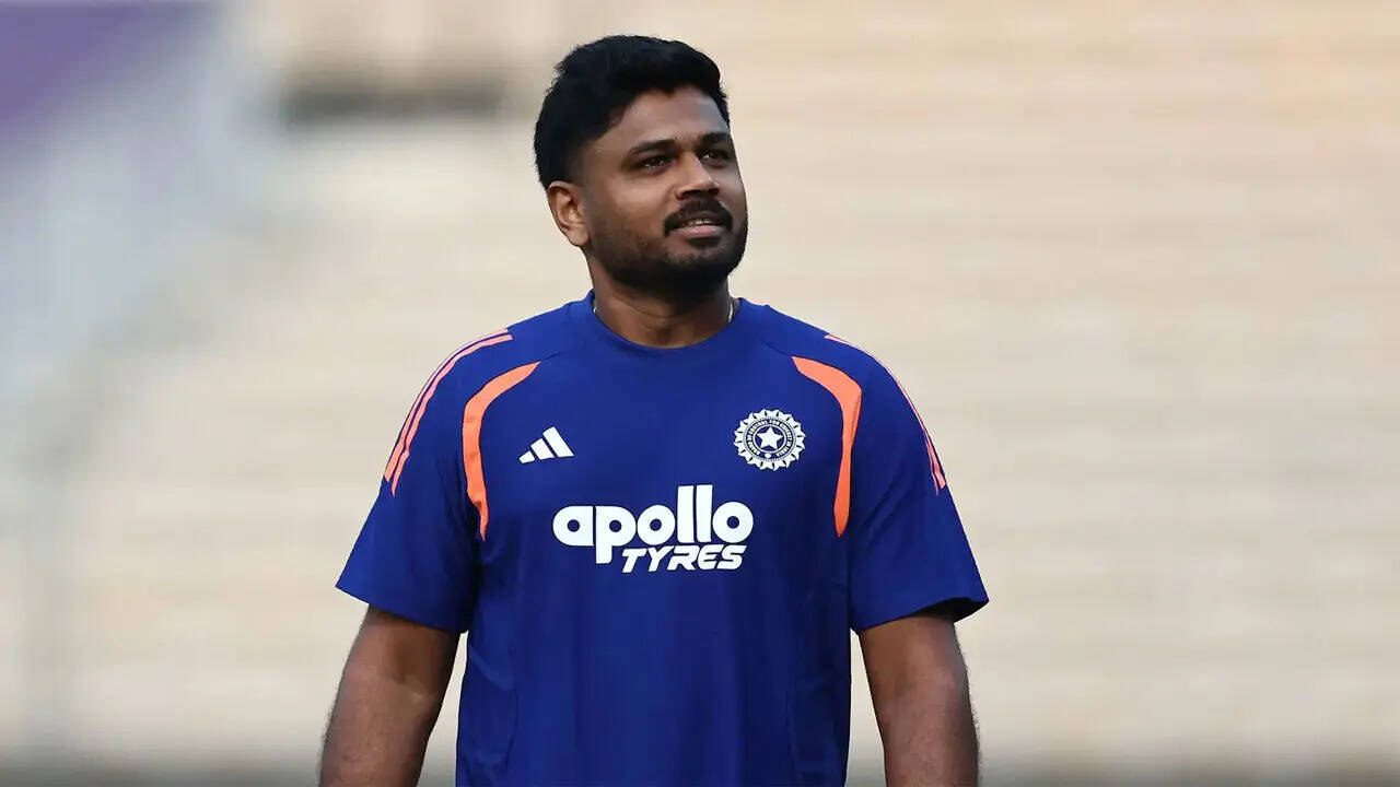 The Fickle Crown: India’s Cricket Heroes on the Chopping Block
