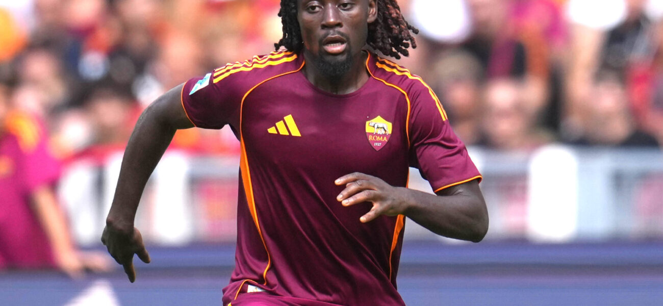 Red Devil Reshuffle: Manu Kone, Roma’s £50M Financial Expediency, Looms Large for Manchester United Red Devil Reshuffle: Manu Kone, Roma’s £50M Financial Expediency, Looms Large for Manchester United