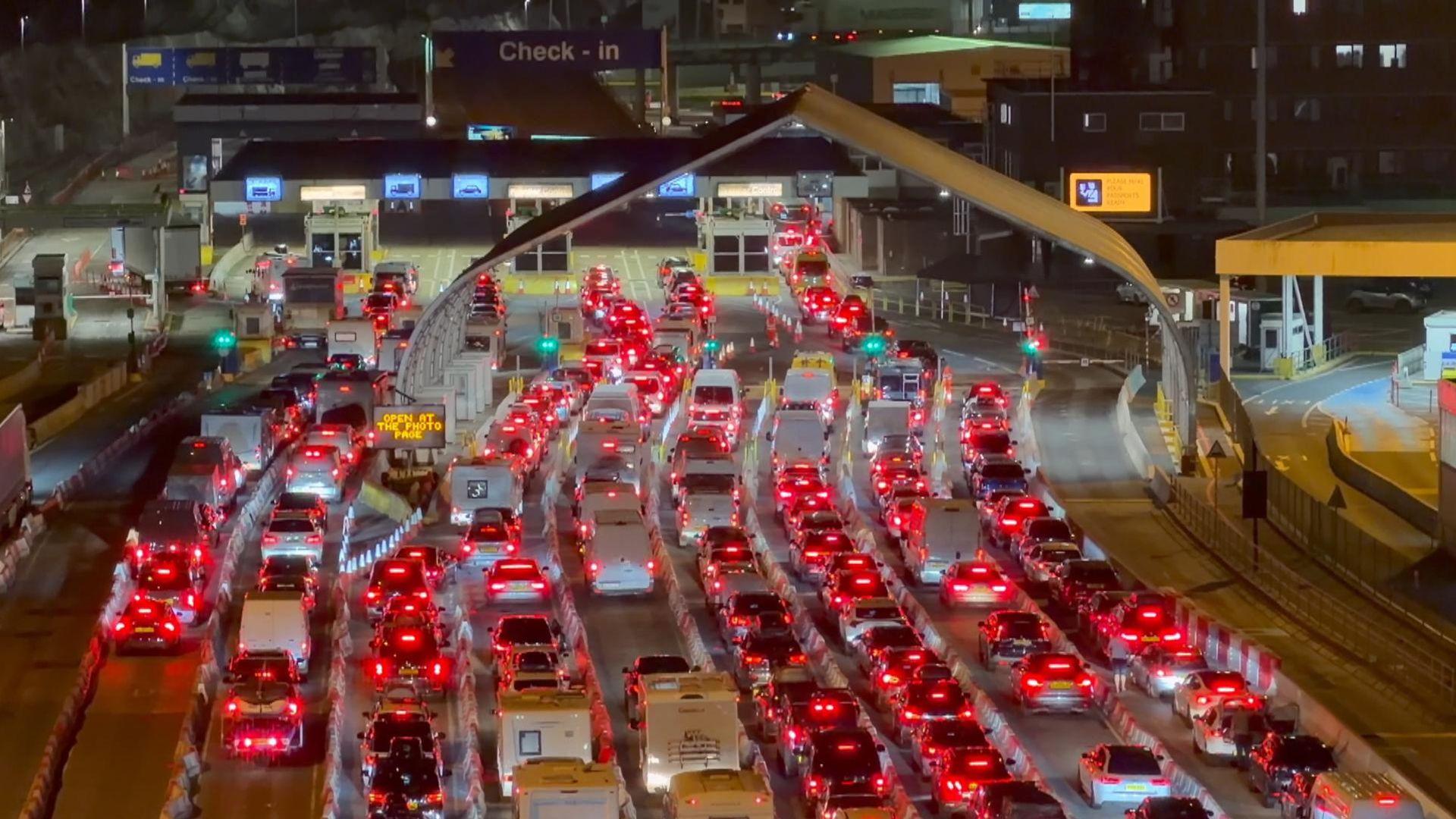 Dover Port Faces Severe Congestion with Hour-Long Queues Ahead of Busy Weekend