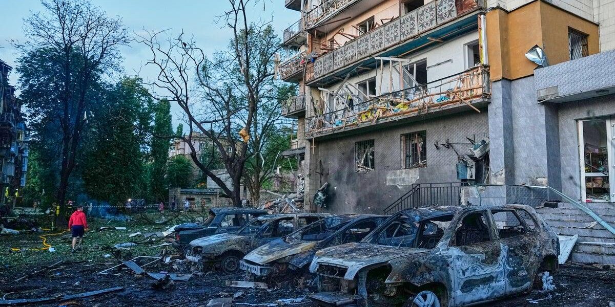 1 Dead, 8 Injured in Russian Overnight Attack on Kyiv 1 Dead, 8 Injured in Russian Overnight Attack on Kyiv