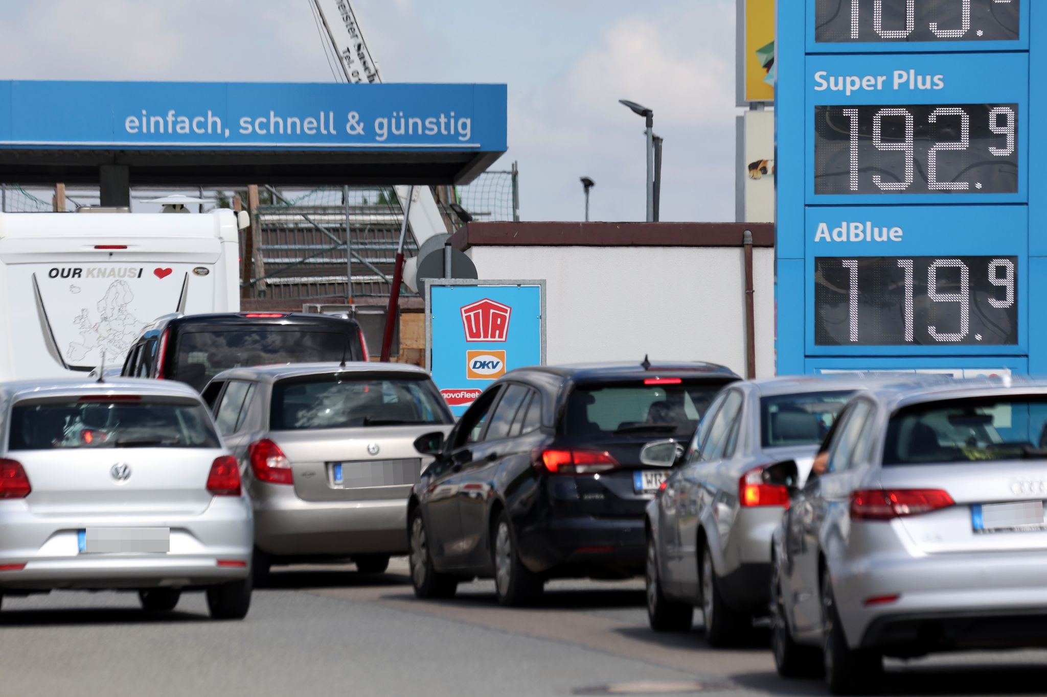 Germany’s Fuel Subsidy End: Economic Shockwaves Germany’s Fuel Subsidy End: Economic Shockwaves