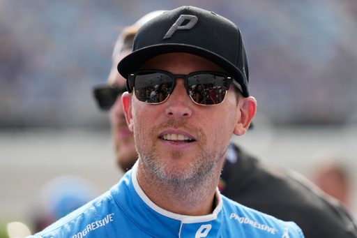 NASCAR’s High-Octane Volatility Mirrors Global Economic Flux: Atlanta Race Under Scrutiny