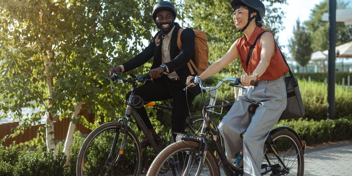 Expert Tips for Safely Cycling to Work Amid Rising Gasoline Prices Expert Tips for Safely Cycling to Work Amid Rising Gasoline Prices