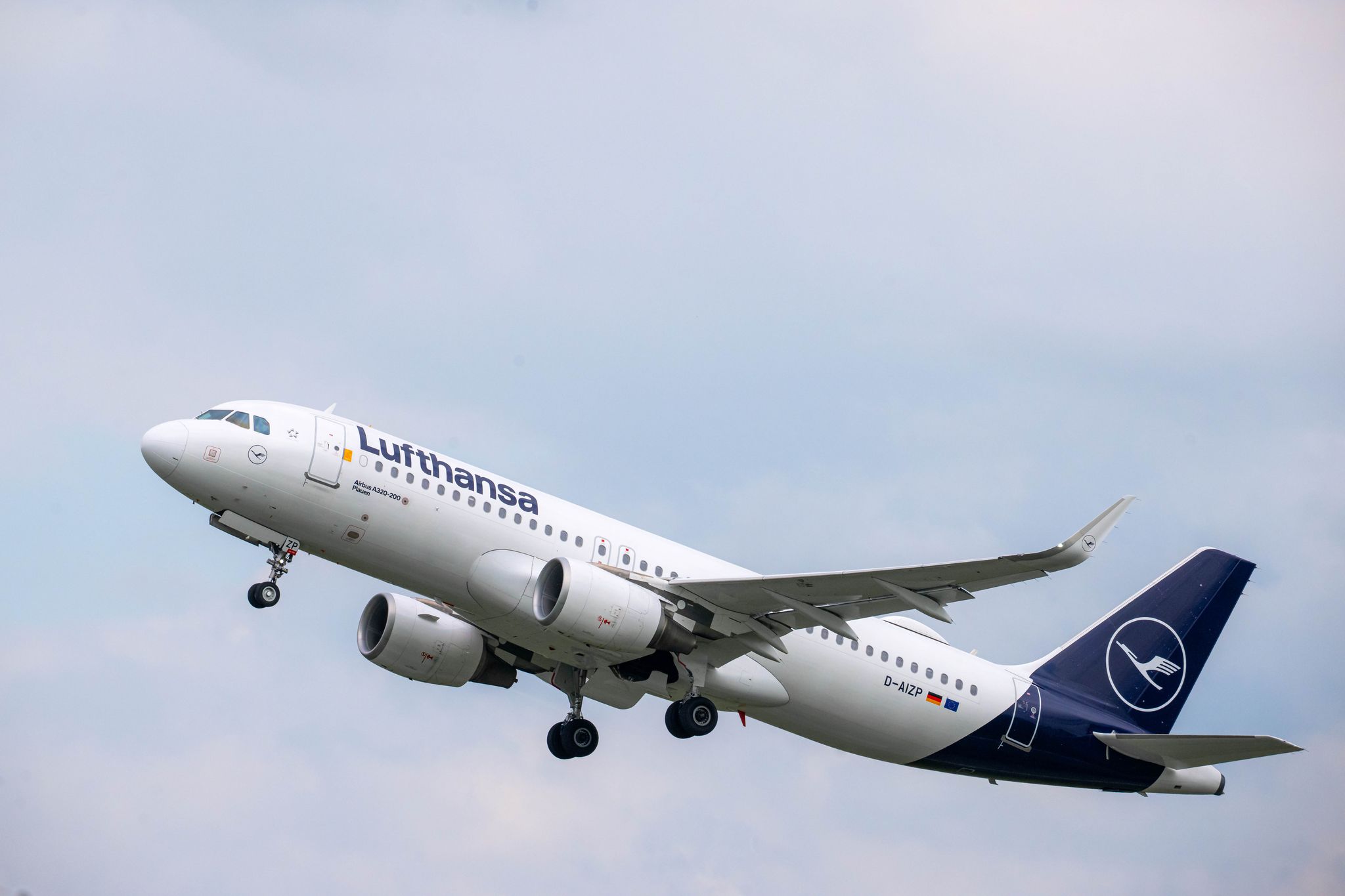 German Flights to Israel: Geopolitical Signal