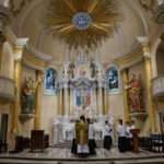 Minnesota’s Latin Mass: Loyalty in Vatican Culture War Minnesota’s Latin Mass: Loyalty in Vatican Culture War
