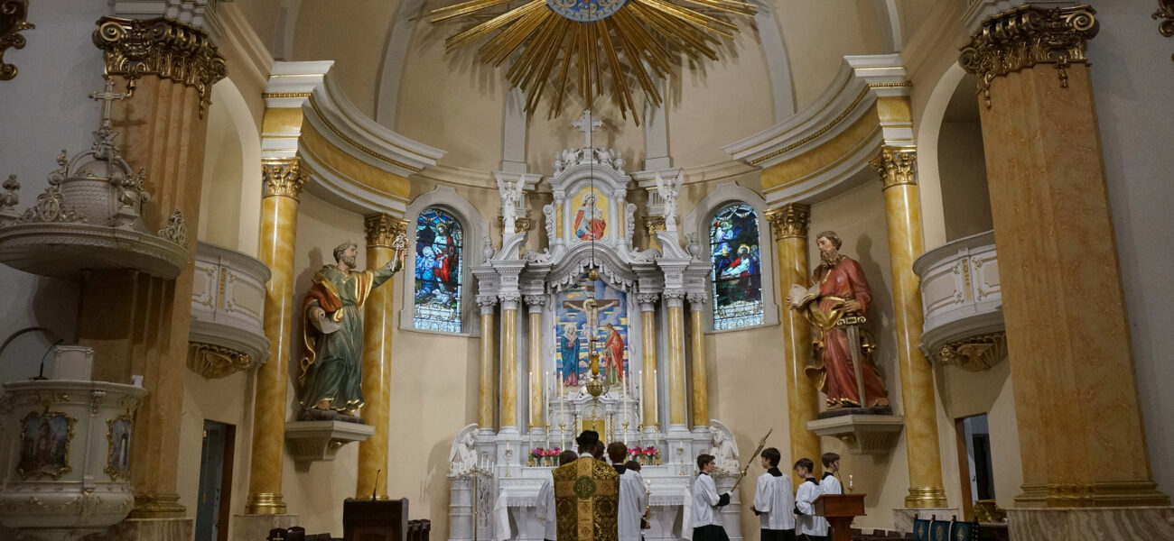 The Latin Mass Paradox: Rome vs. Tradition