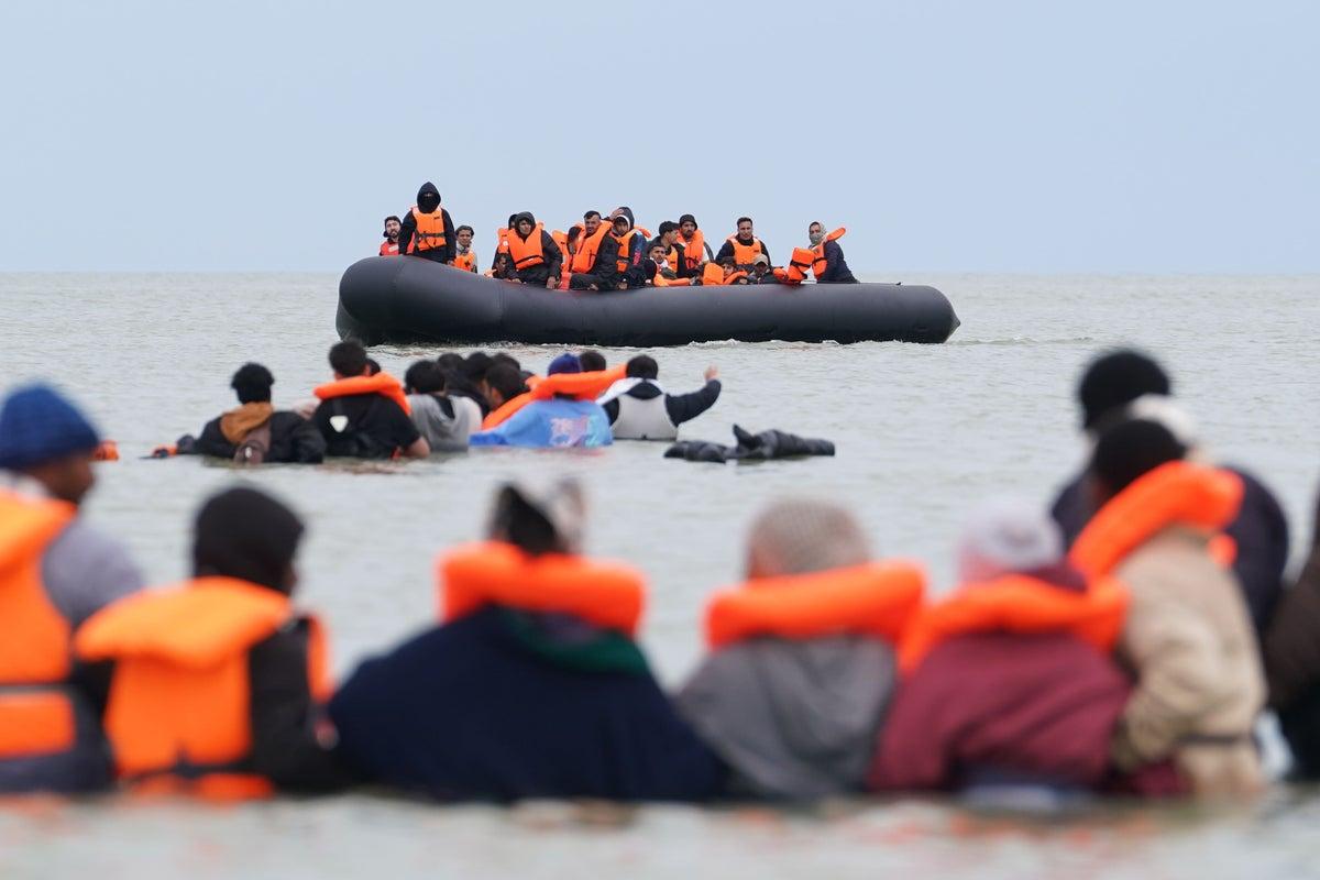UK Small Boat Arrivals Drop 42% Amid Uncertainty Over Causes UK Small Boat Arrivals Drop 42% Amid Uncertainty Over Causes