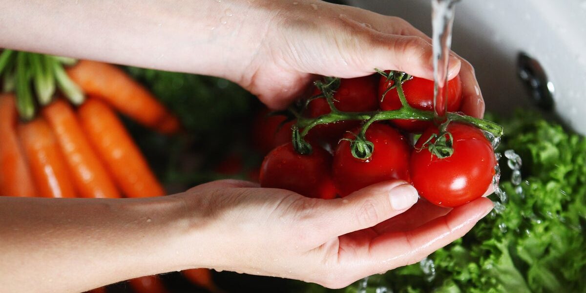Food Safety Alert: Pre-Washed Produce Not Immune to Cyclosporiasis Risk