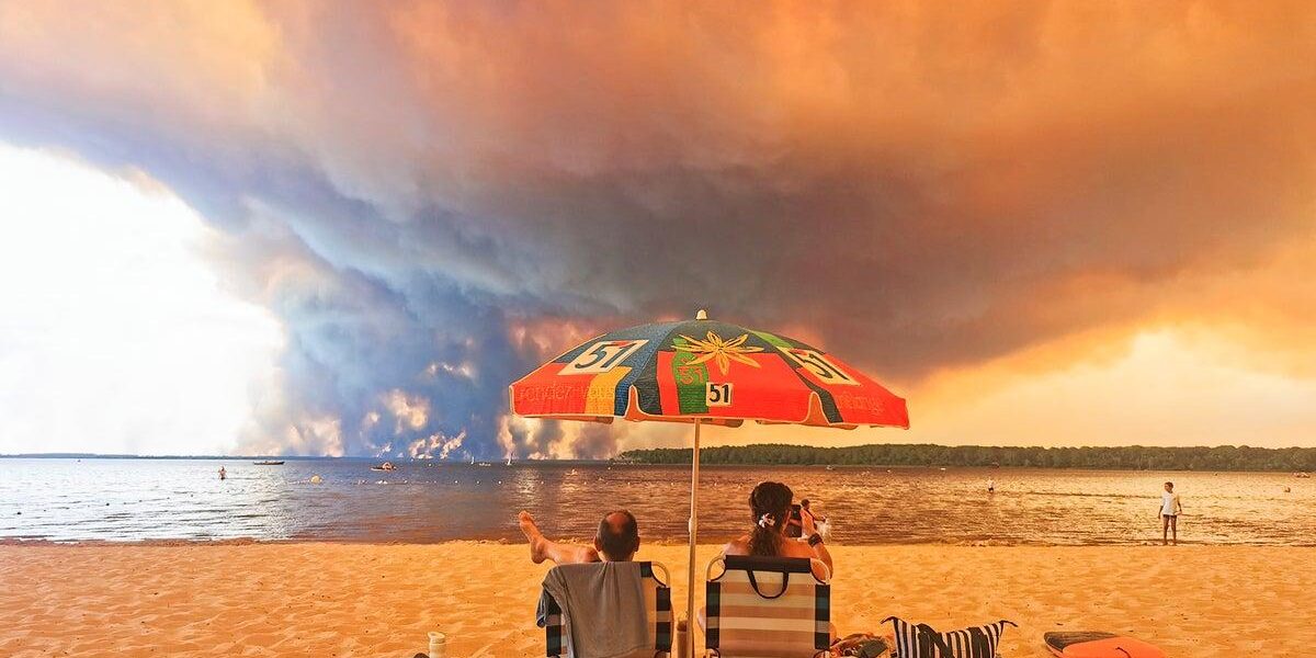 Wildfires Ravage Southern France and Spain: 80,000 Evacuated Wildfires Ravage Southern France and Spain: 80,000 Evacuated